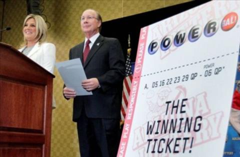 Cuoi ra nuoc mat ve nhung to ve so doc dac nghin ty 4